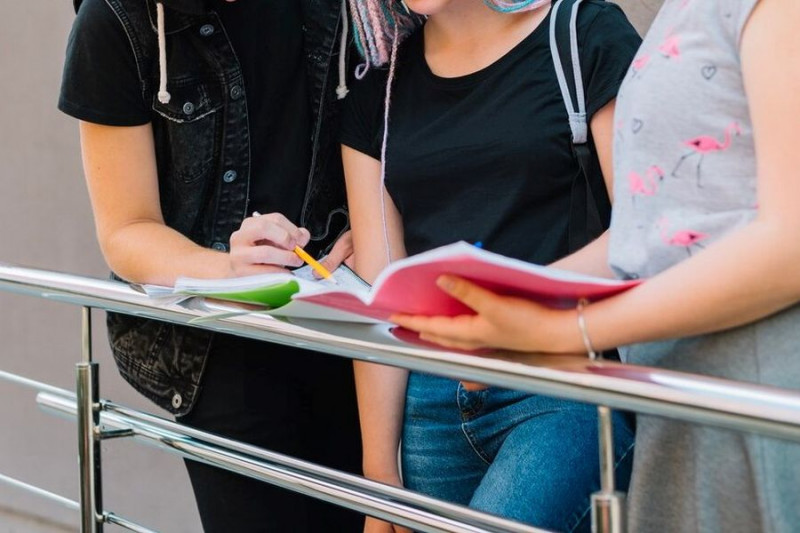 Studenci chcieliby zarabiać średnio dwa razy więcej niż teraz